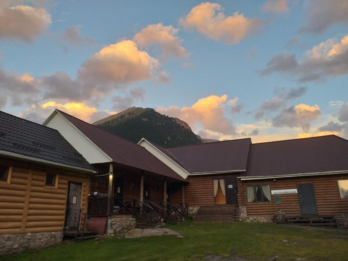 Altyn Arashan Guesthouse エクステリア 写真